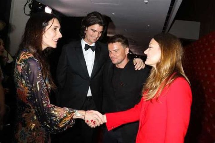 Elle Neumann: Who Is Adam Neumanns Daughter?