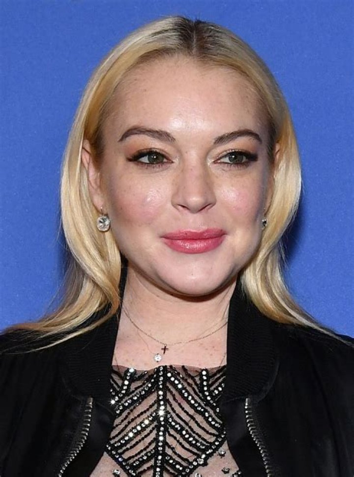 Lindsay Lohan's Breast Augmentation Journey: Uncovering The Truths