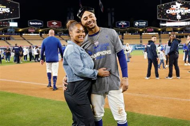 Mookie Betts Parents, Wife, Height, Weight, Net Worth, Other Facts