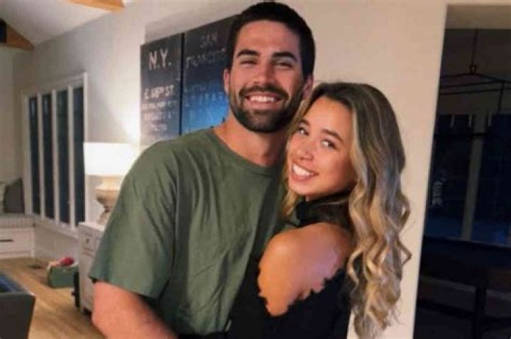 Uncovering the Relationship of Sam Hartman: Who is His Girlfriend?
