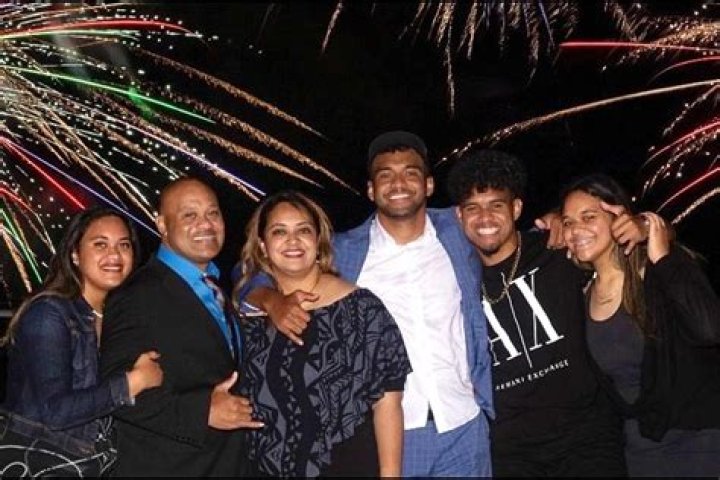 Unveiling The Remarkable Journey Of Tua Tagovailoa's Younger Brother
