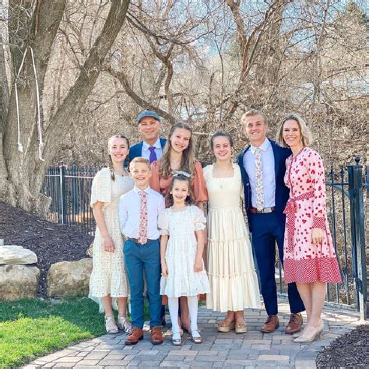 What Happened To Her? Family And Bio |