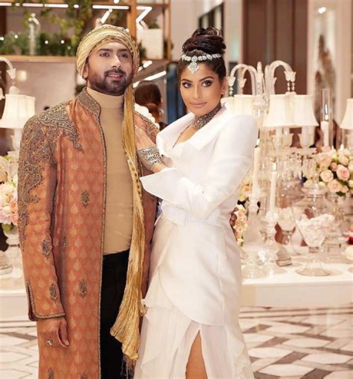 Where Is Farhana Bodi Ex Husband Heroies Khan Now? Inside The Love Life Of Instagram Star ·