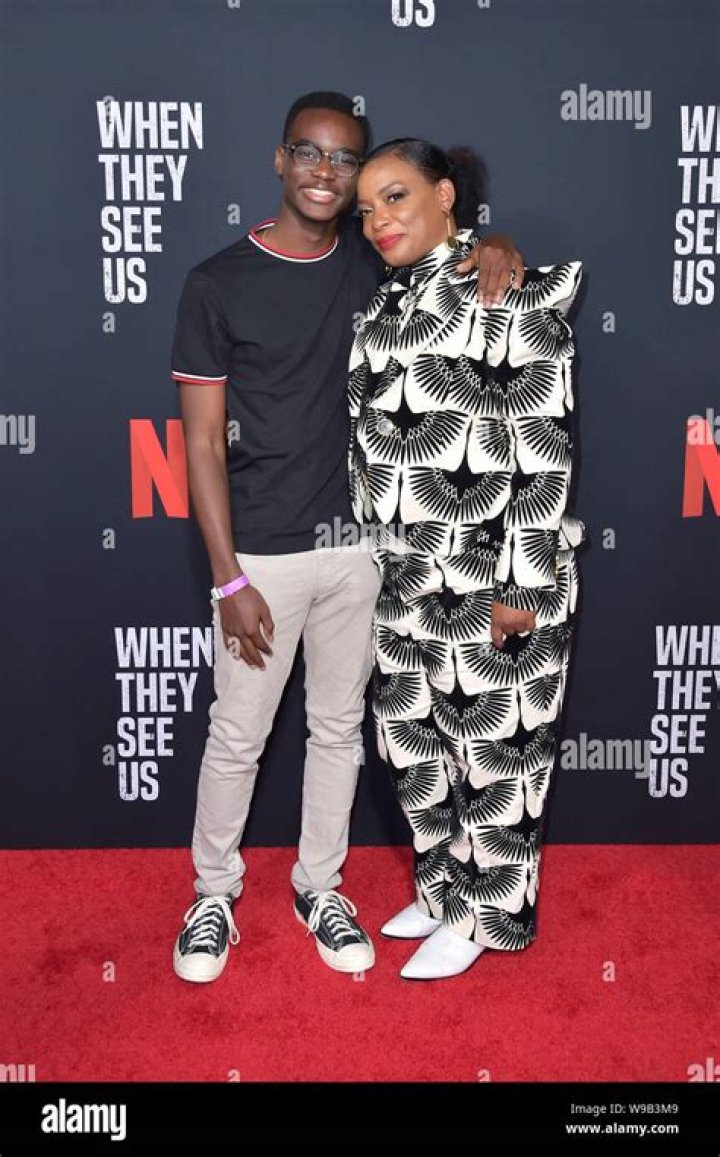 Who Is Aunjanue Ellis Husband And Is She Pregnant? ·