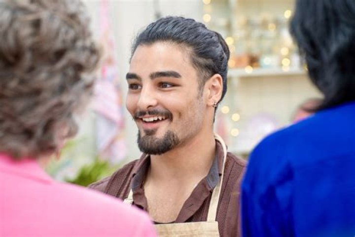 Who is Dave from Bake Off 2020s girlfriend? Meet Stacey Val on Instagram! Tue 24 November 20