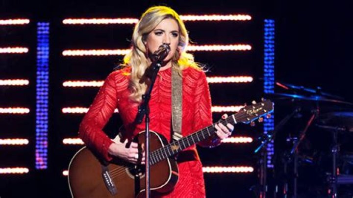 Who Is Morgan Myles? About The Voice Season 22 Finalist Hollywood Life