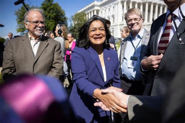 Who Is Pramila Jayapal Husband Steve Williamson? Details To Know About An American Politician
