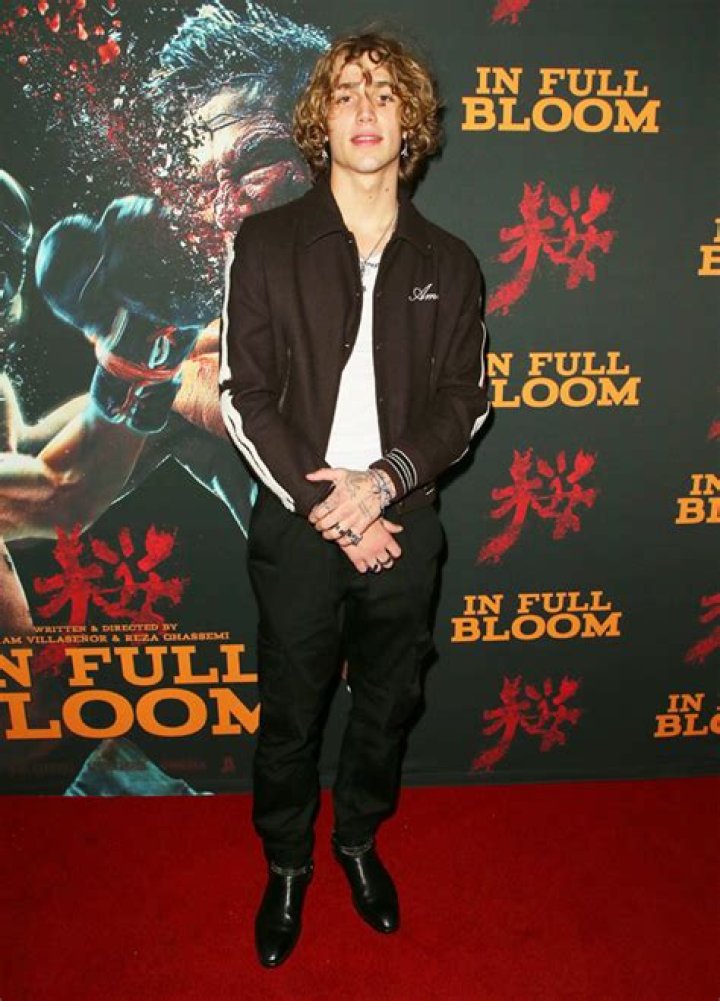 Who is Vinnie Hacker? Everything To Know About The TikTok Star Hollywood Life